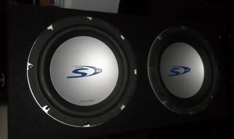 Alpine S-Series 10" car Subwoofer With Denon DCQ 400